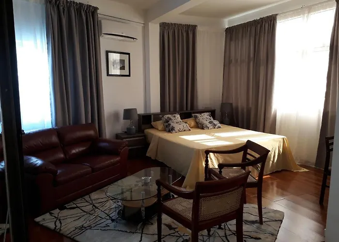 Hello Guest House